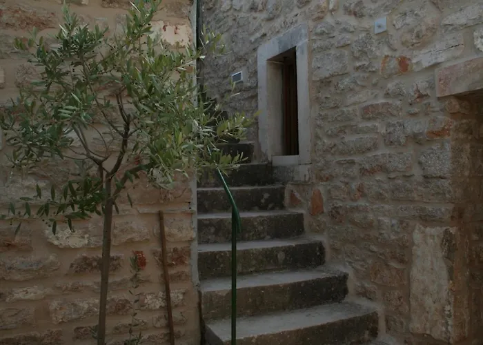 By The Sea Apartment Vrboska
